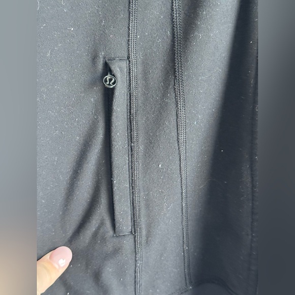 Lululemon Define Jacket Black Women Size 6 Full Zip Soft Comfy Gorpcore Hoodie - Picture 5 of 10